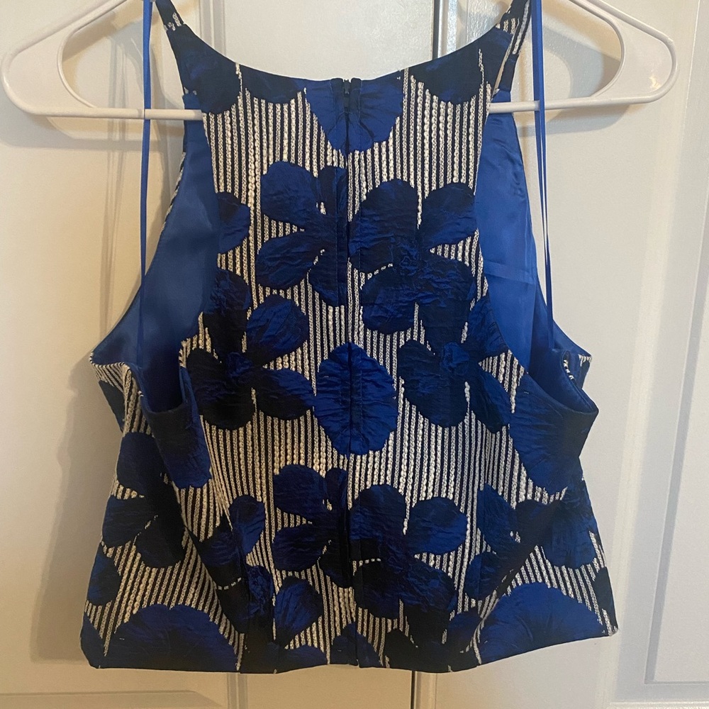 Super cute Badgley Mischka top. NWT!!